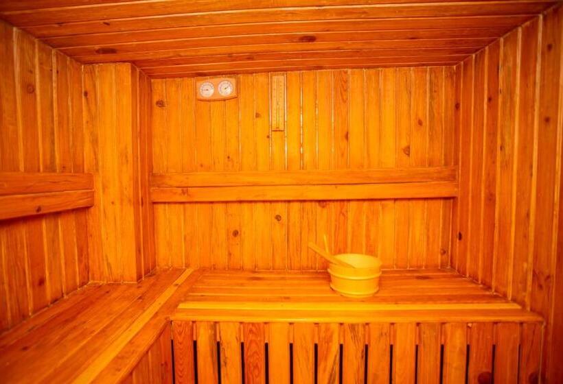 هتل Chautari Boutique