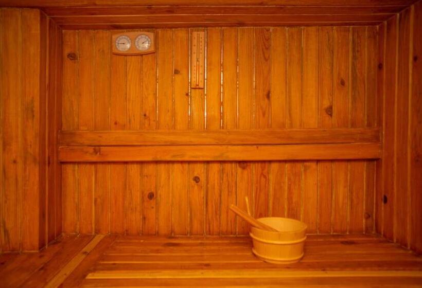 هتل Chautari Boutique