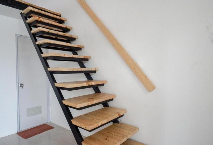 בית מלון כפרי Reddoorz @ Demangan Sari Residence