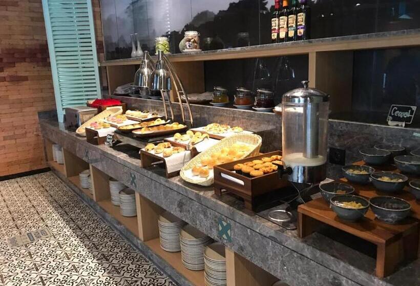 The Manohara Hotel Yogyakarta