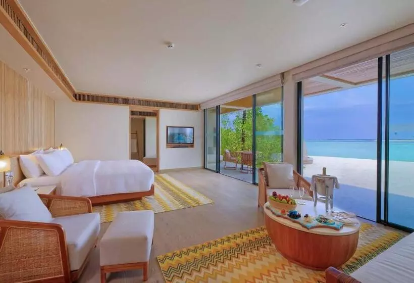 استراحتگاه Kuda Villingili Maldives