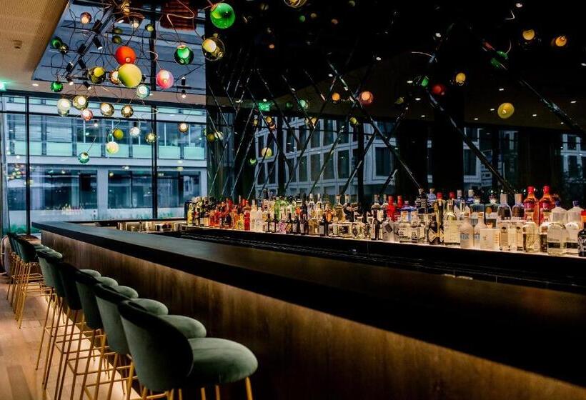 Motel One Stuttgart Hauptbahnhof