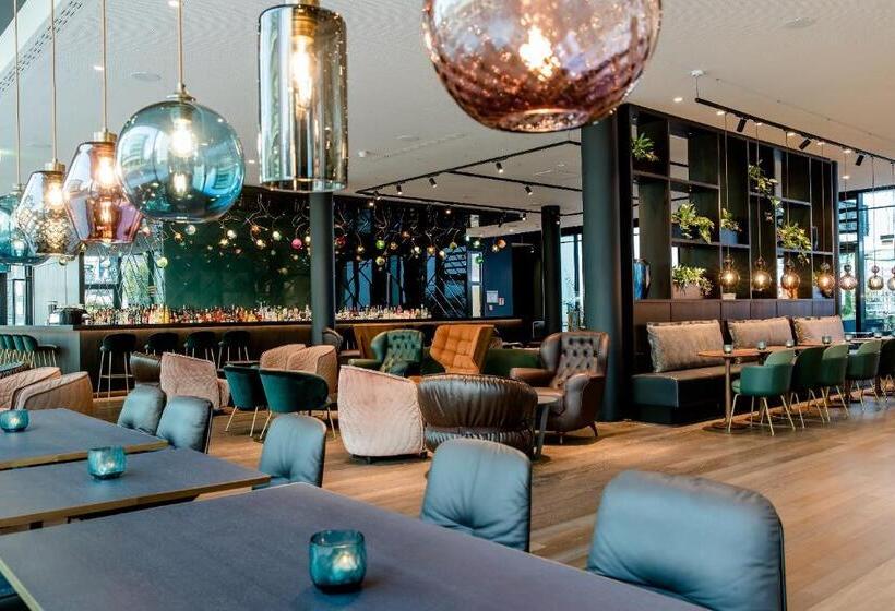 Motel One Stuttgart Hauptbahnhof