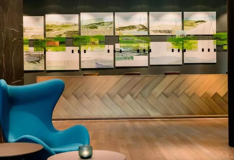 Motel One Stuttgart Hauptbahnhof