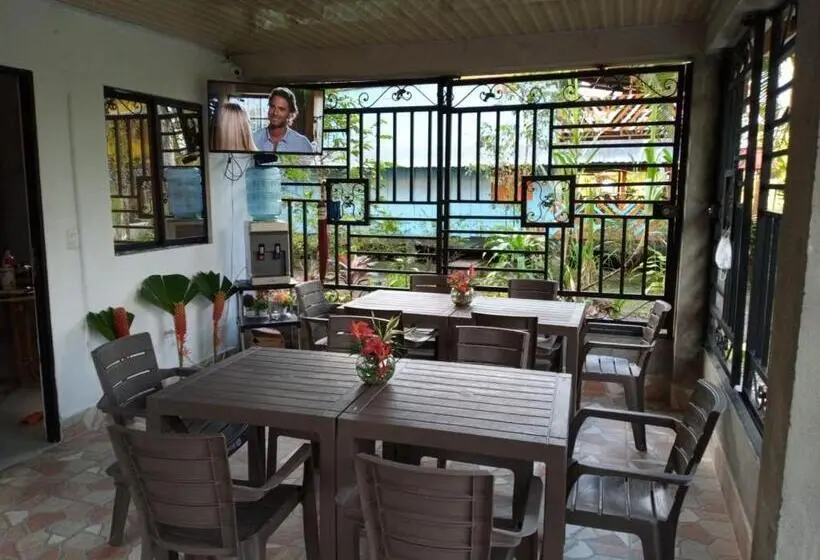 Majatalo Cabaña Villa Sofi