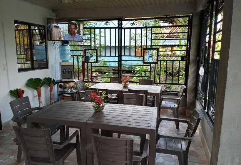 Majatalo Cabaña Villa Sofi