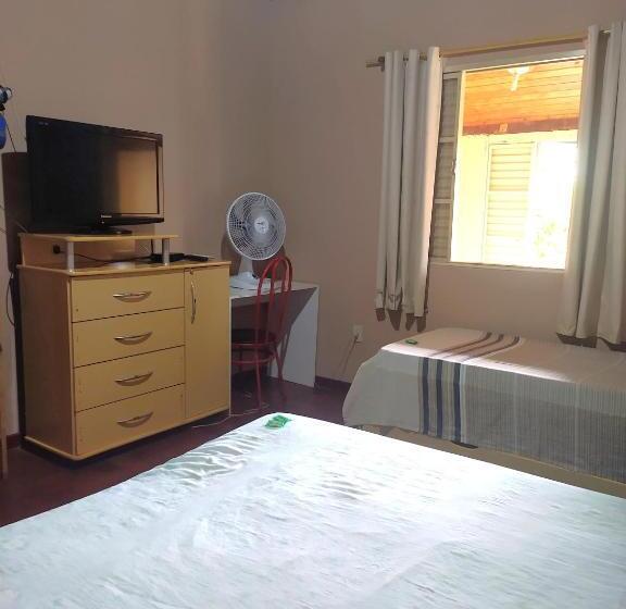 펜션 Pousada Do Ribeirão