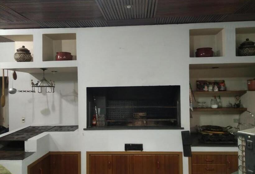 פנסיון Pousada Sitieto Voitov