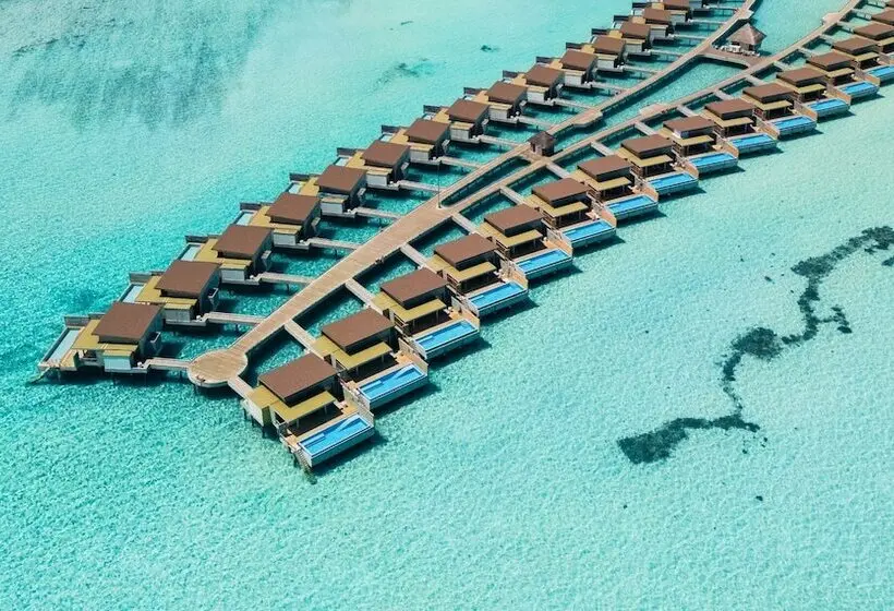 استراحتگاه Kuda Villingili Maldives