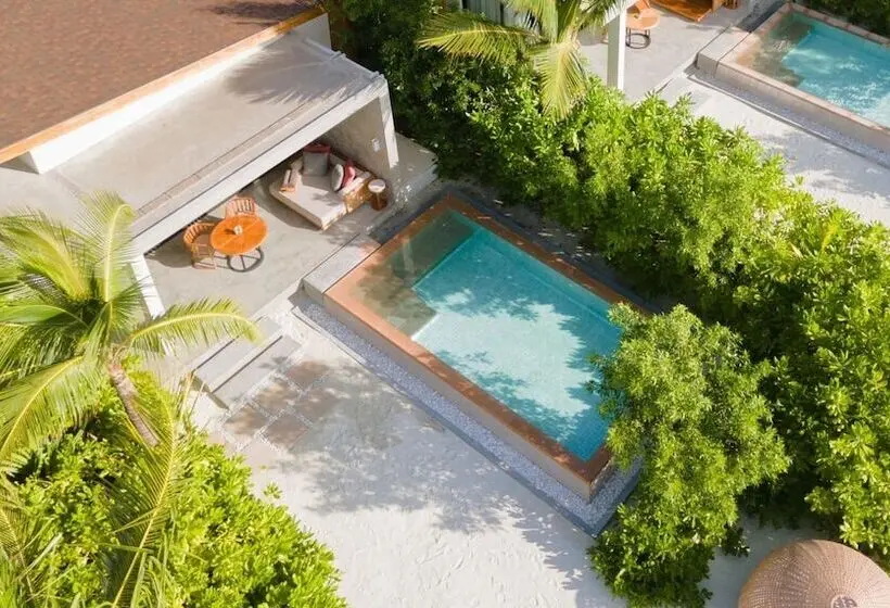 استراحتگاه Kuda Villingili Maldives