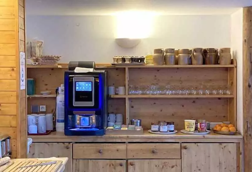 Auberge De Jeunesse Hi La Clusaz