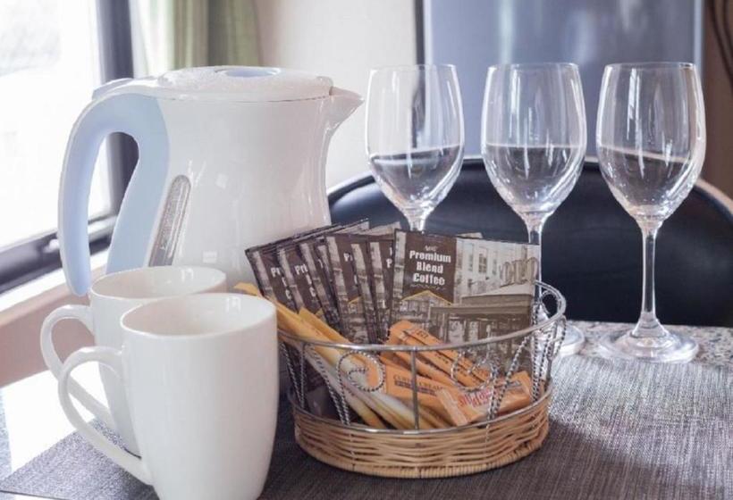 Aparthotel Status59 With Parking