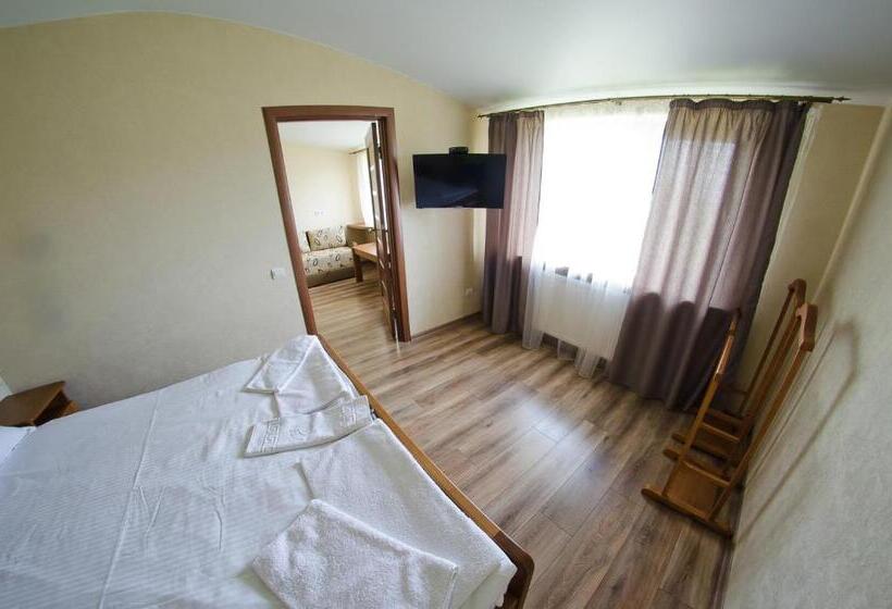 בית מלון כפרי Resttime