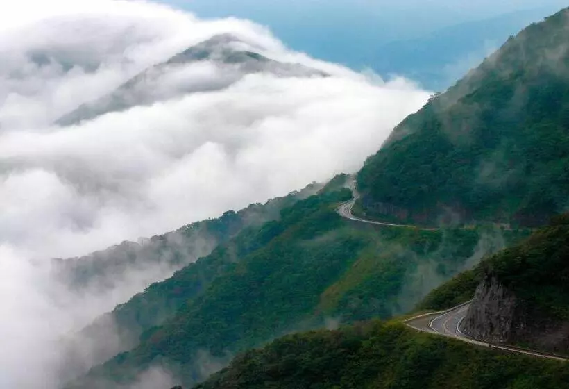 ペンション ゲストハウス メグルヤ 中山道柏原宿