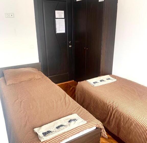 дешеві кімнати біля парку