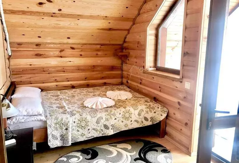 Retkeilymaja боброва хата