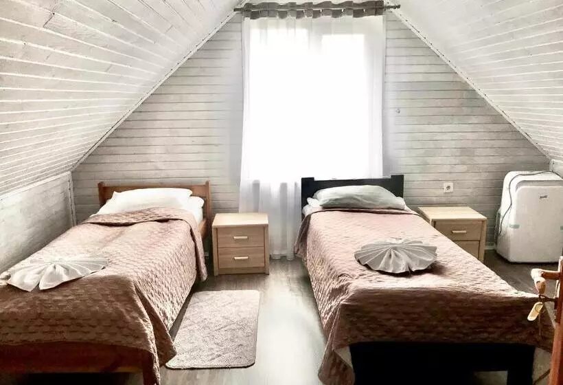 Retkeilymaja боброва хата