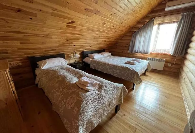 Retkeilymaja боброва хата