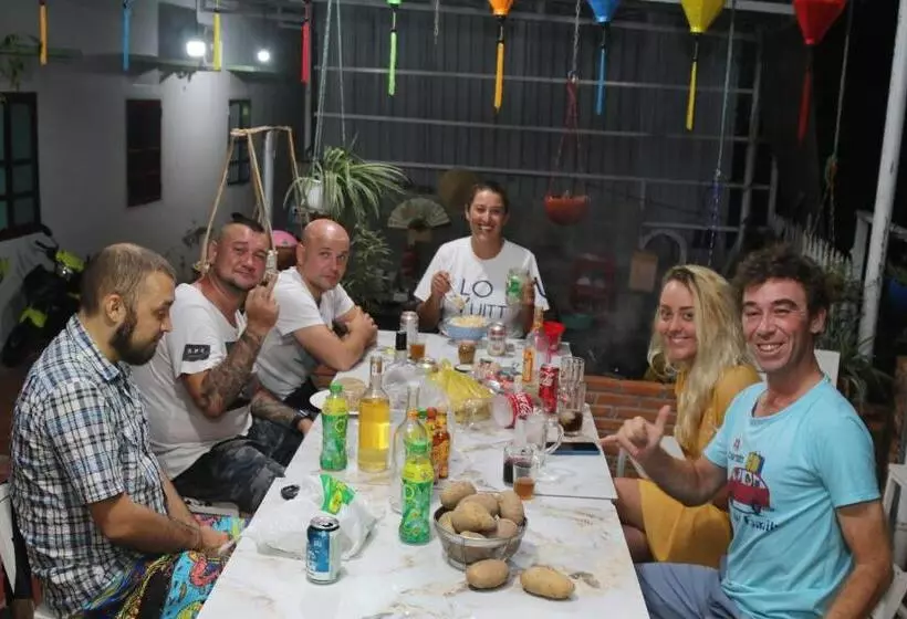 تختخواب و صبحانه Bonnie Homestay Mui Ne