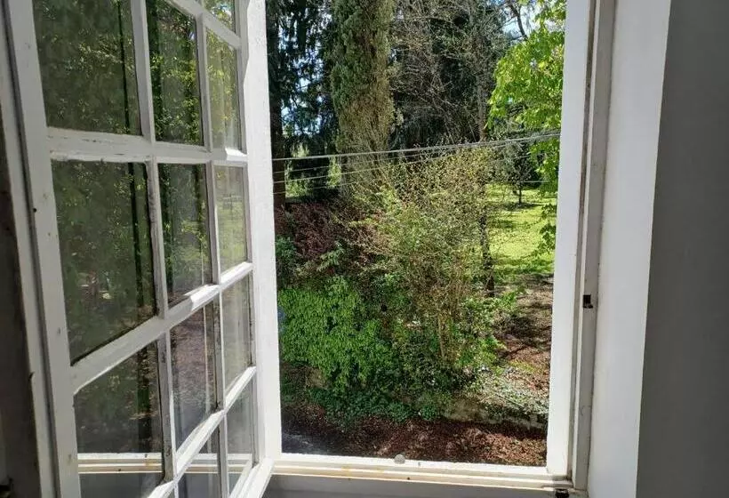 ベッドアンドブレックファースト L Auberge De La Forêt