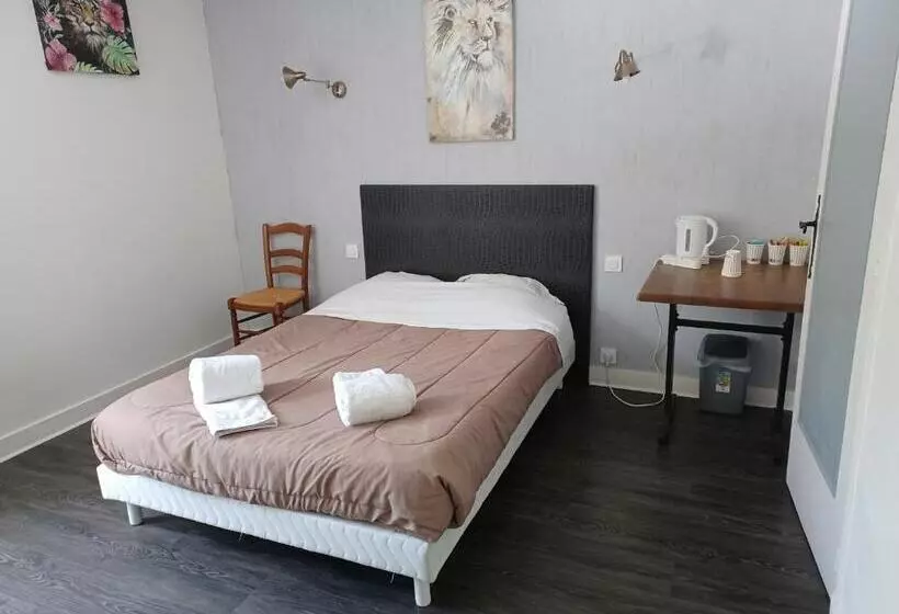 ベッドアンドブレックファースト L Auberge De La Forêt
