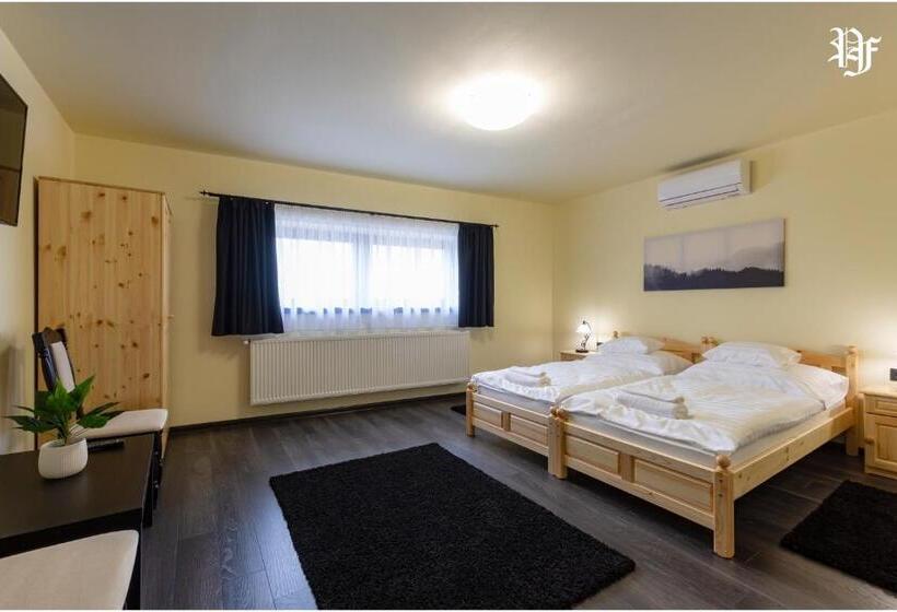 Bed and Breakfast Pásztó Fogadó