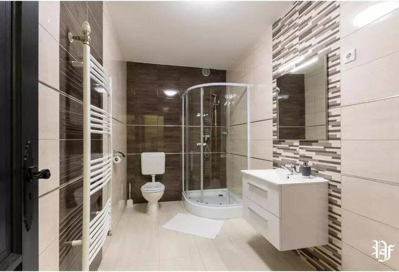 ベッドアンドブレックファースト Pásztó Fogadó