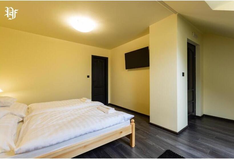 Bed and Breakfast Pásztó Fogadó