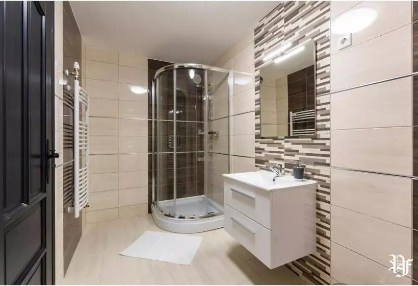 ベッドアンドブレックファースト Pásztó Fogadó