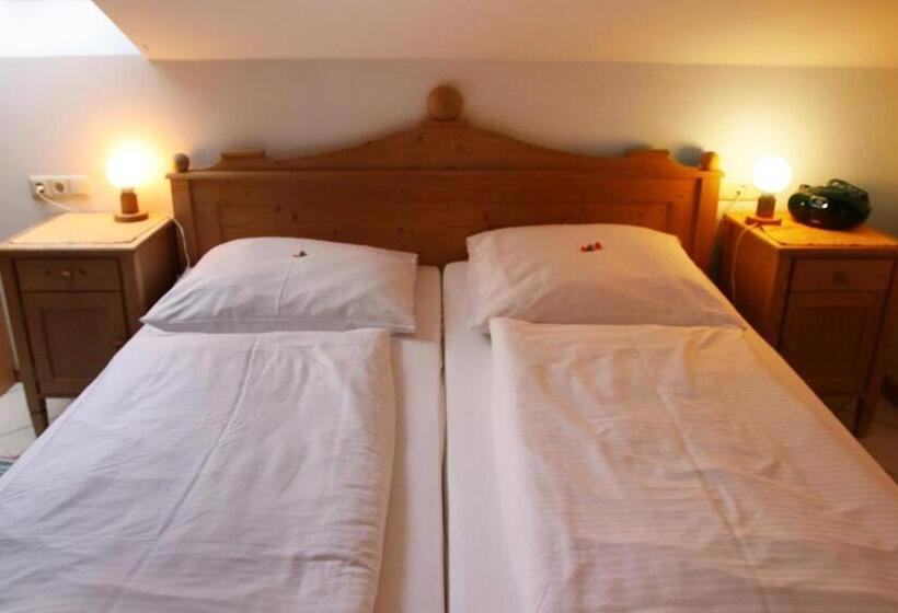 فندق Schellenberger Hof