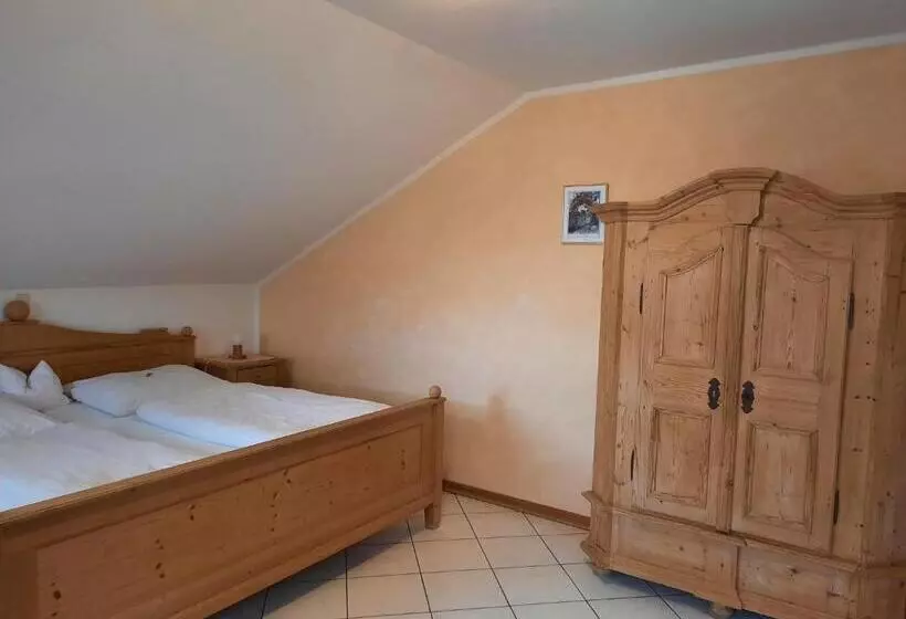 Hotelli Schellenberger Hof