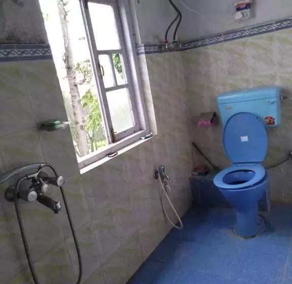 هتل Vamoose Yakchiri