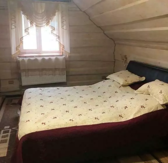 ペンション біля комори