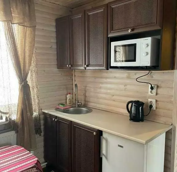 Majatalo котедж