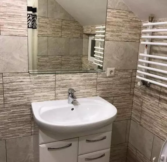 Majatalo котедж