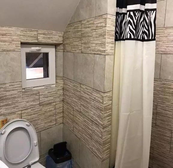 Majatalo котедж