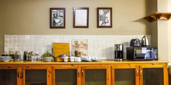 پانسیون Nobis House