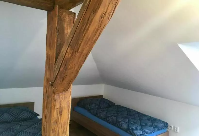 Majatalo Penzion Sloup