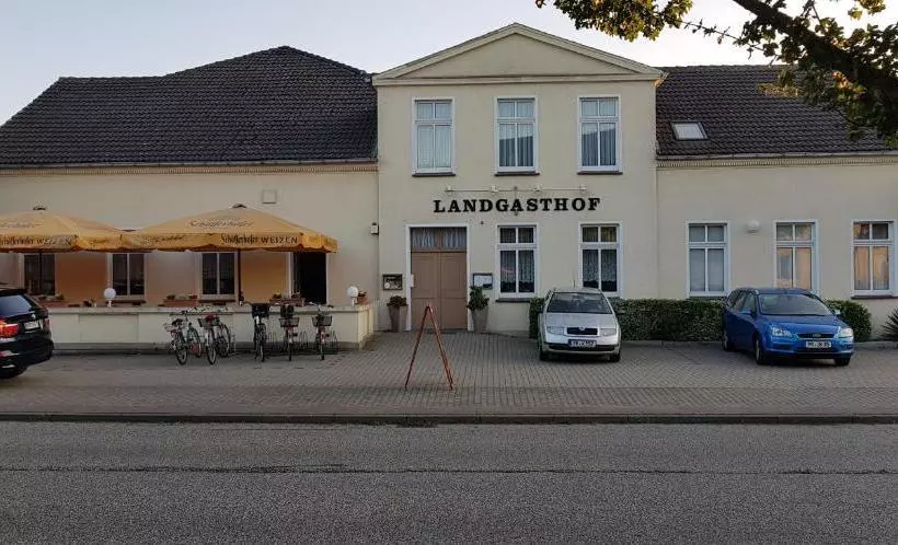 ユースホステル Landgasthof Graf Karstädt