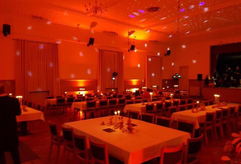 هاستل Landgasthof Graf Karstädt