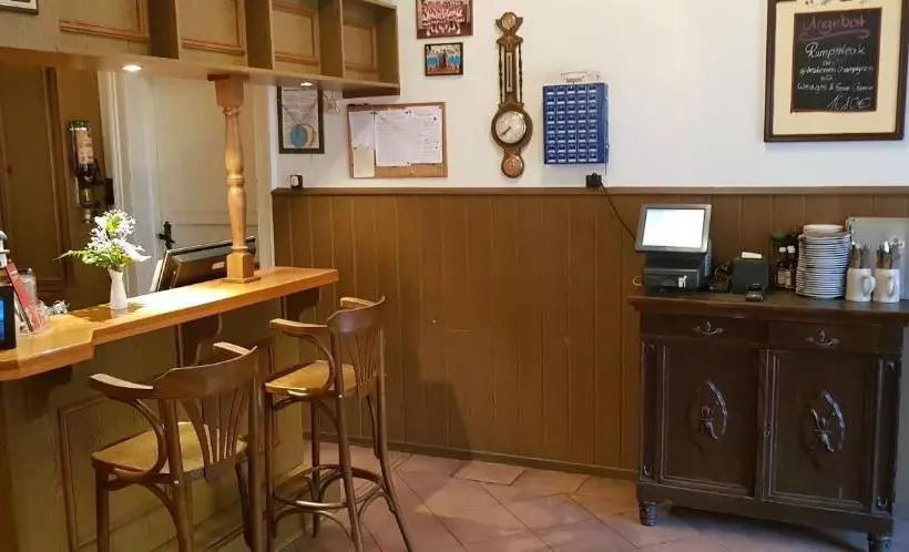 ユースホステル Landgasthof Graf Karstädt