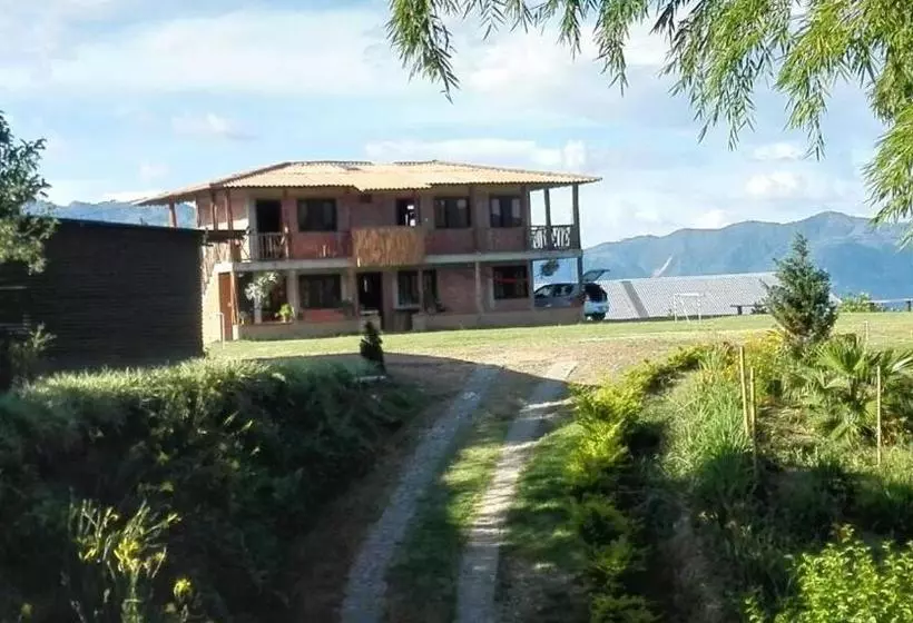 ベッドアンドブレックファースト Alojamiento Campestre Cabañas Mirador Ingrumá Riosucio Caldas