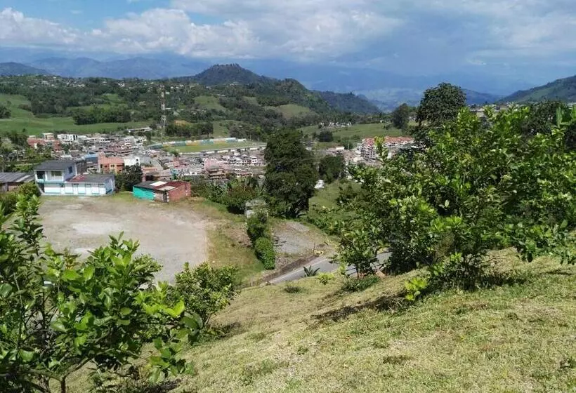 ベッドアンドブレックファースト Alojamiento Campestre Cabañas Mirador Ingrumá Riosucio Caldas