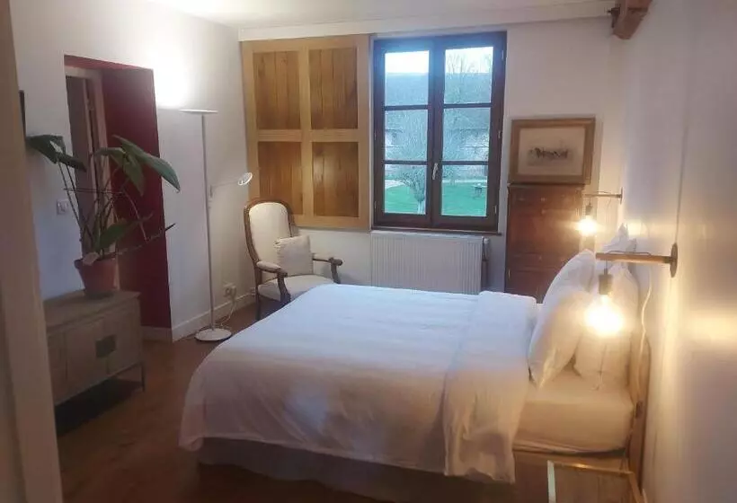 ベッドアンドブレックファースト La Ferme Au Colombier