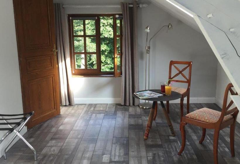 مبيت وإفطار Le Moulin Régnelot   Chambre D Hôtes