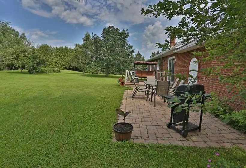 Aamiaismajoitus (B&B) Ranch St Hubert