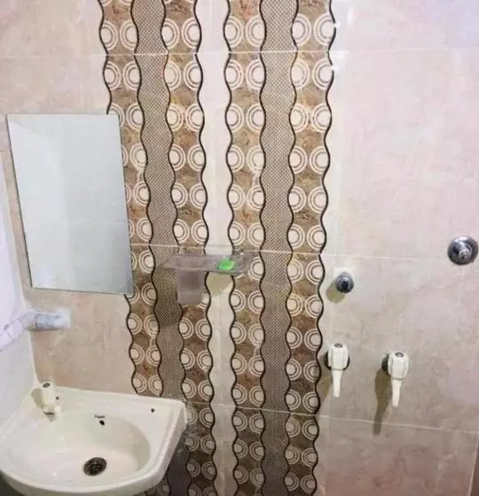 هتل Chandan