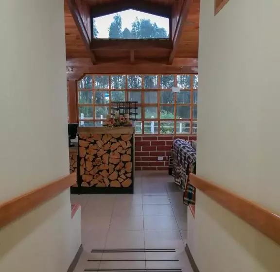 Hotelli Cuscungo Cotopaxi Hostel & Lodge