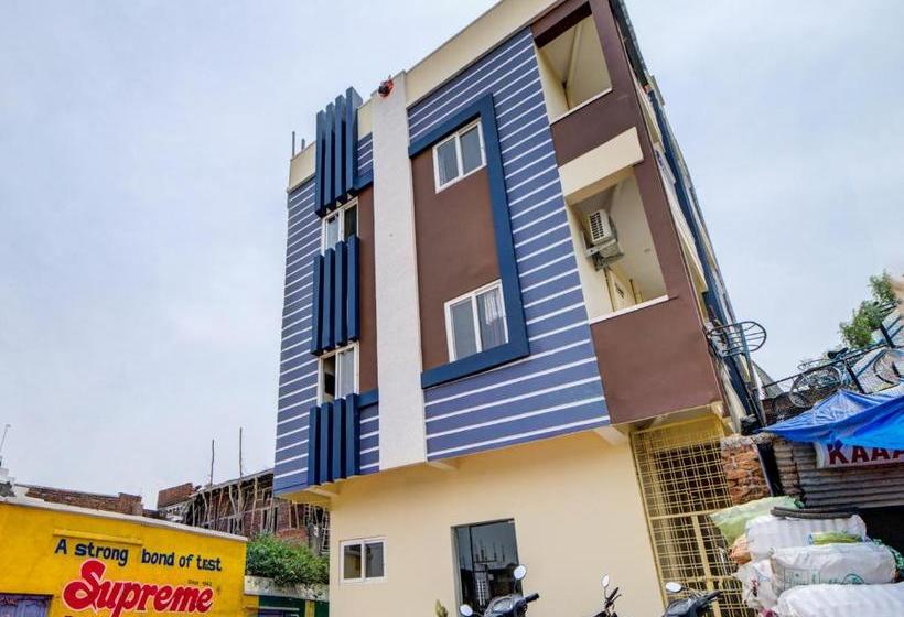 ホテル Depally Town House