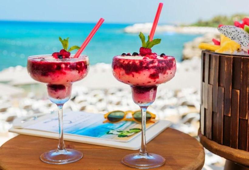 Grand Pasha Luxury Central Kyrenia Hotel & Spa & Casino